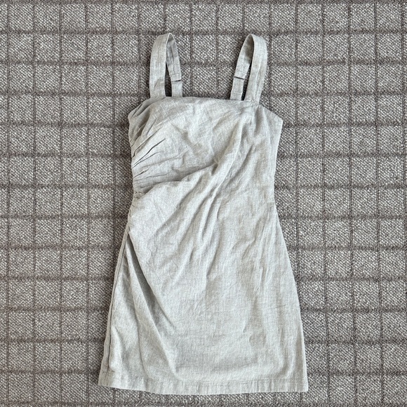 Abercrombie & Fitch Dresses & Skirts - Women’s Abercrombie & Fitch Printed Linen Dress Tan. Size S.